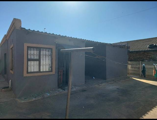 3 BEDROOM HOUSE FOR SALE IN VOSLOORUS